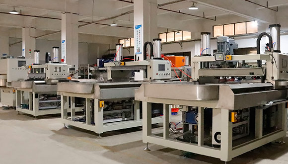 玻璃切割乐动·官方端网站在线-乐动（中国）
操作过程中的注意事项