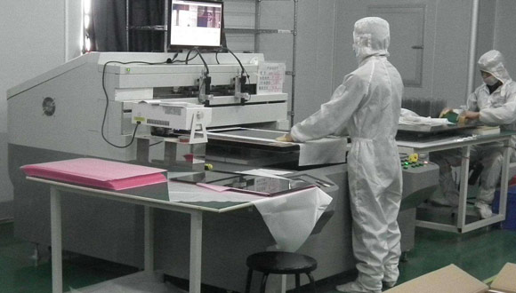 玻璃切割乐动·官方端网站在线-乐动（中国）
操作者应熟悉设备的性能和结构